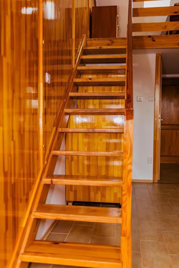 Niki Apartman ยูลา ภายนอก รูปภาพ