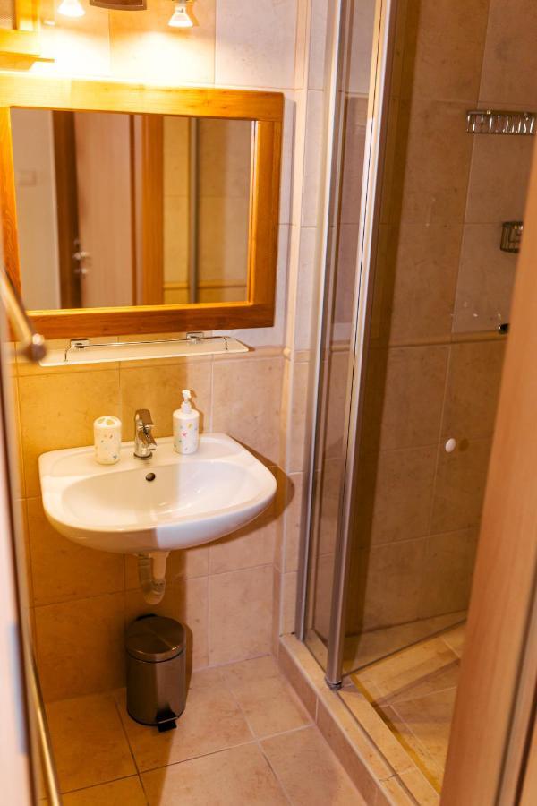 Niki Apartman ยูลา ภายนอก รูปภาพ